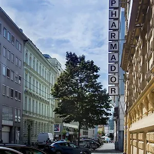 https://pension-pharmador.vienna-besthotels.com